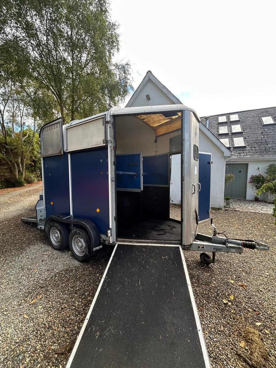 Horsebox - Image 1
