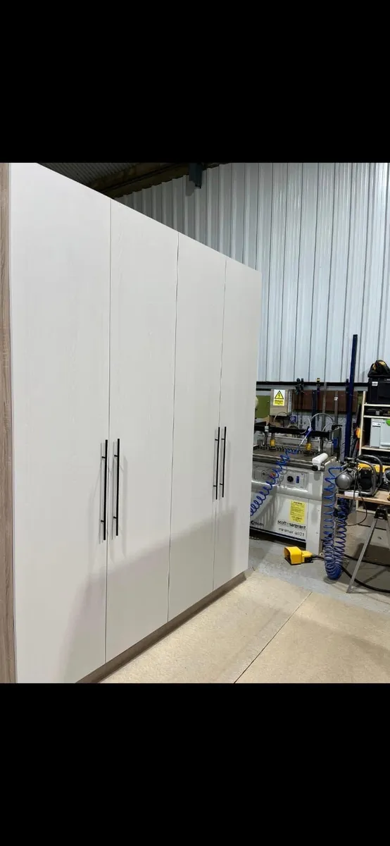 Custom-made wardrobes - Image 2