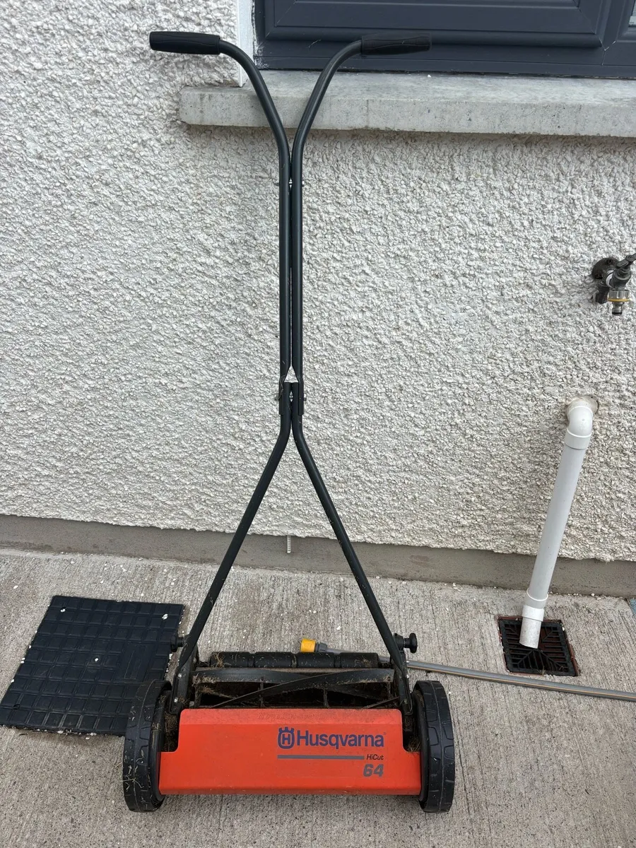 Huskvarna hi-cut 64  cylinder handmower - Image 2
