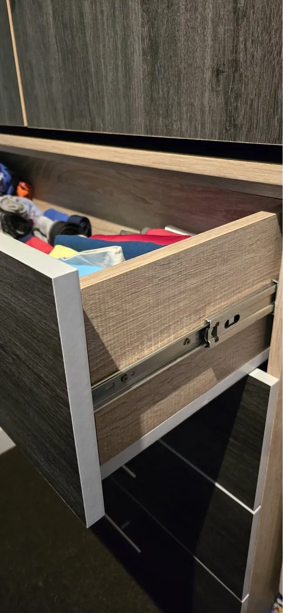 Chest of drawers - Image 4