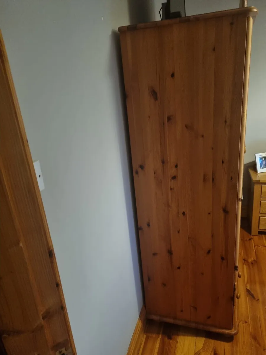 Wardrobe - Image 2