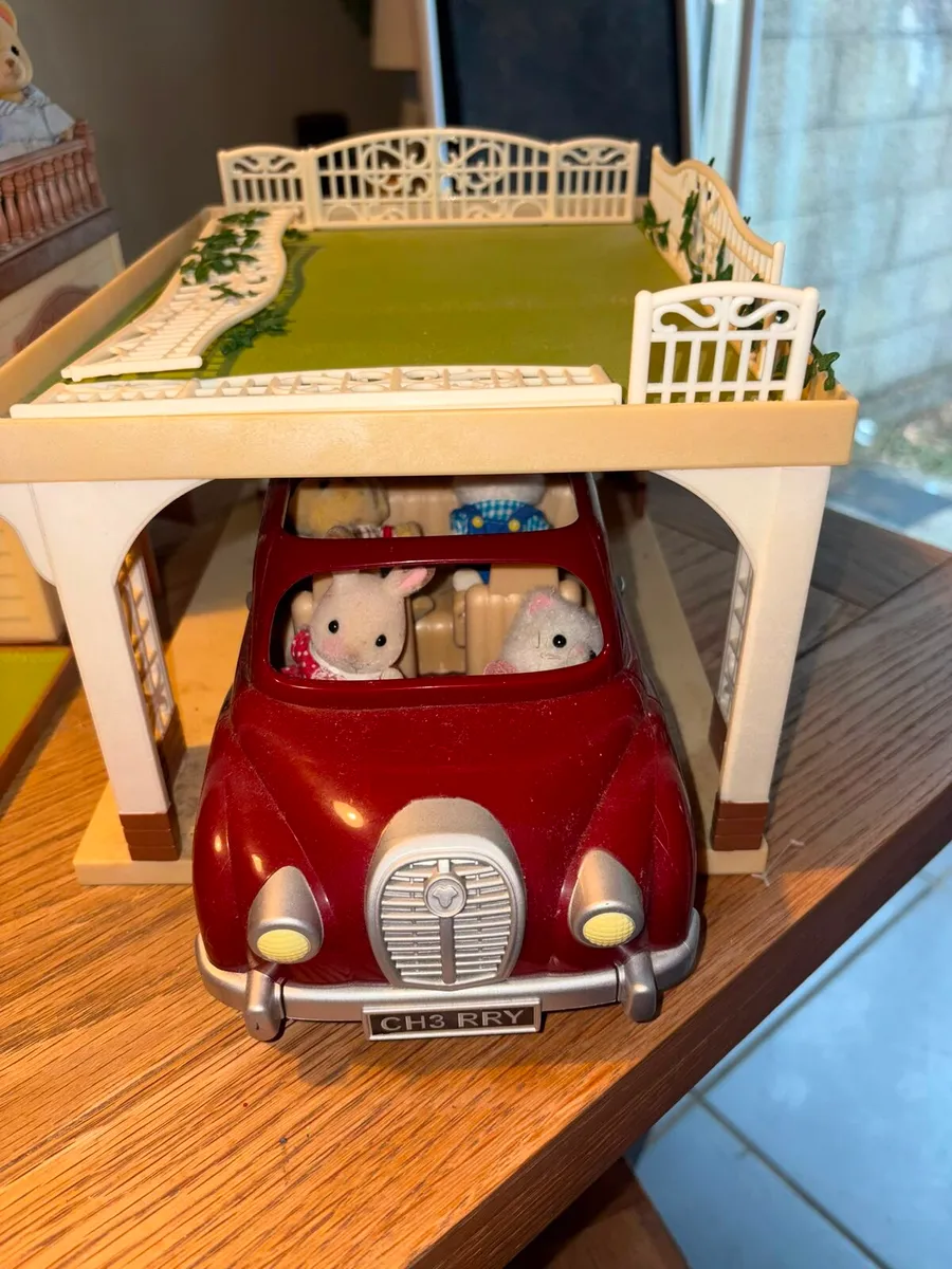 Toys - Image 1