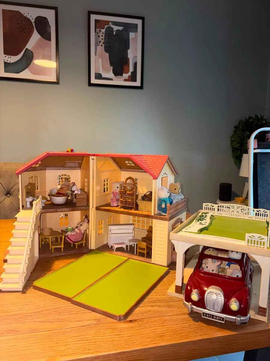 Toys - Image 2