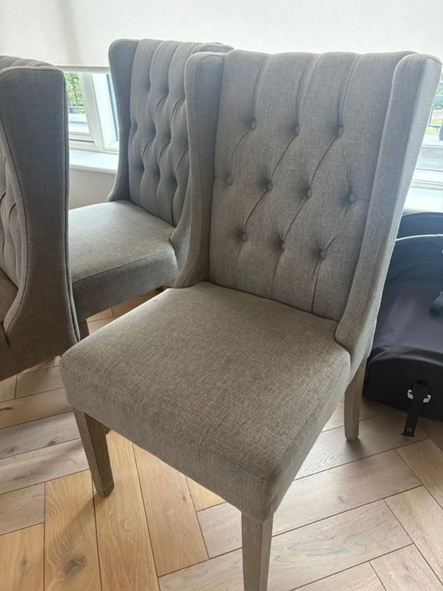 Dining chairs - Image 1