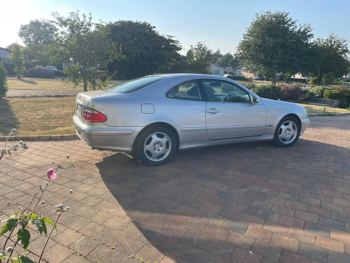 Mercedes-Benz CLK 2000 - Image 3