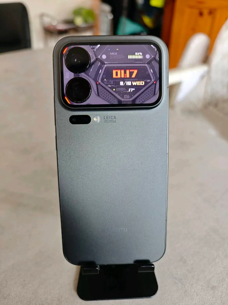 Xiaomi 17 Pro Max and Xiaomi 17 Pro - Image 2