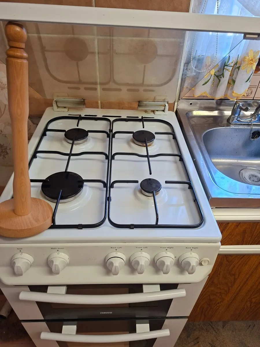 Gas cooker - Image 4
