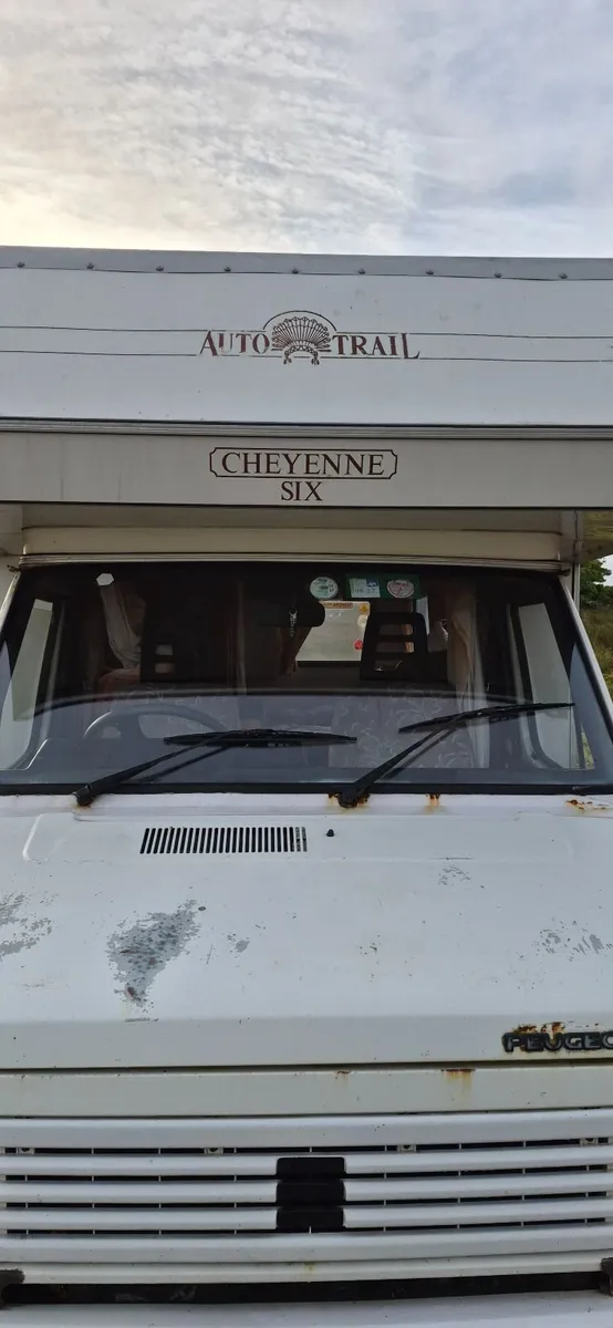 Camper van - Image 1