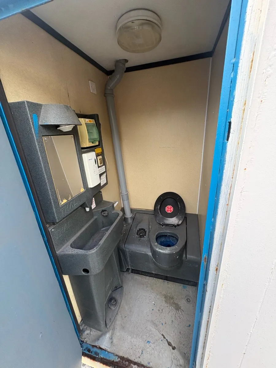 24x8 welfare container 12.5kva Genarator - Image 4