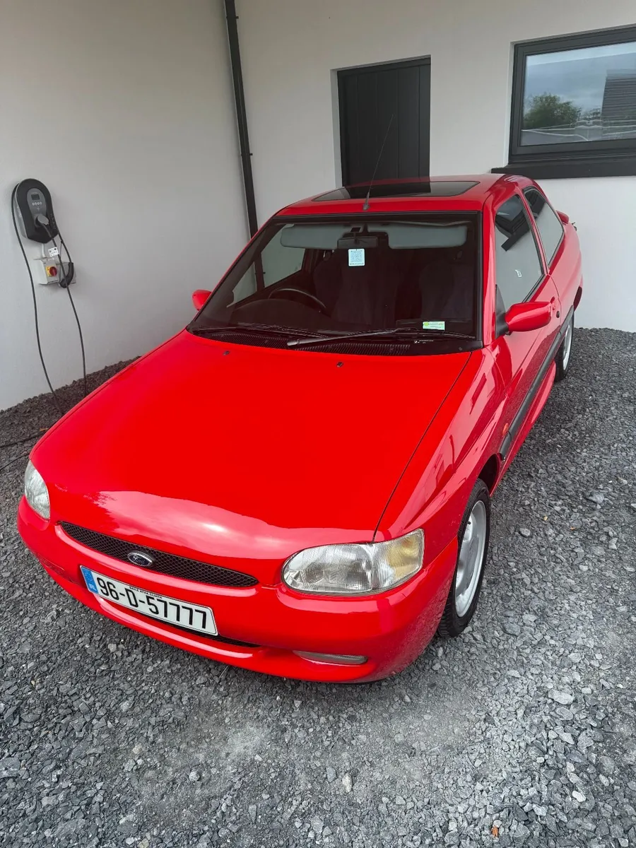 1996 Ford Escort SI 1.8 - Image 2