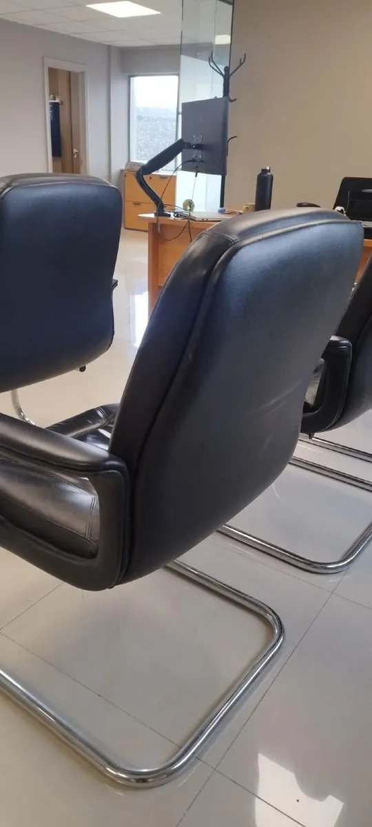 Executive Office chairs - Image 3
