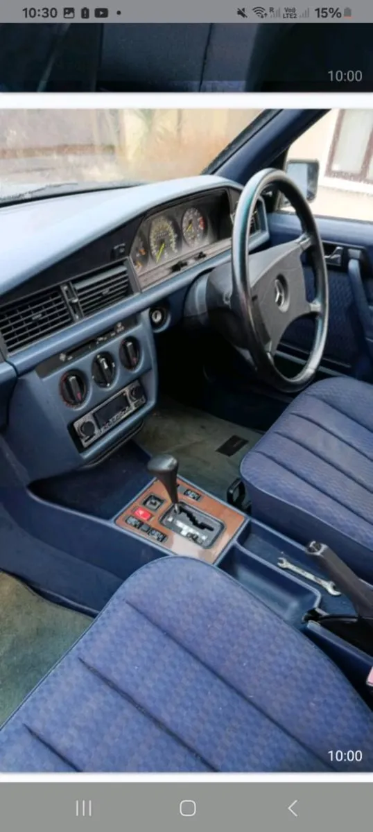 Mercedes Benz 190 - Image 2