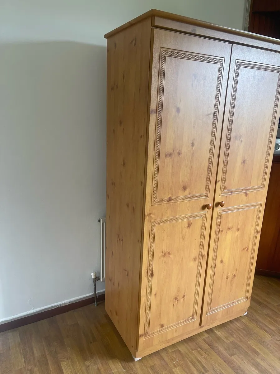 Wardrobe - Image 4