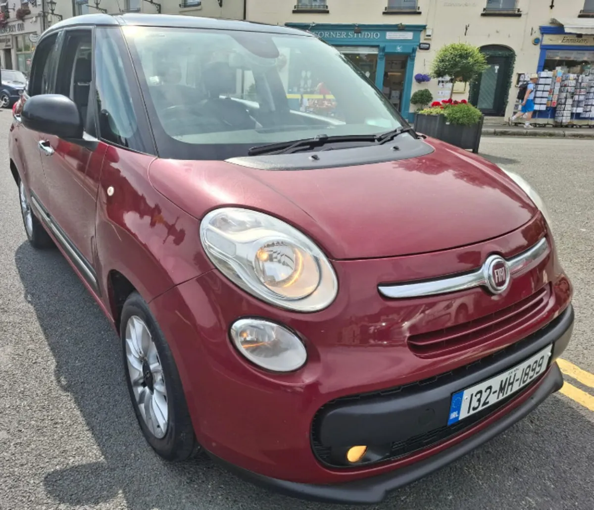 P/X CLASSIC CAR FIAT 500L FULL PANORAMIC ROOF - Image 2
