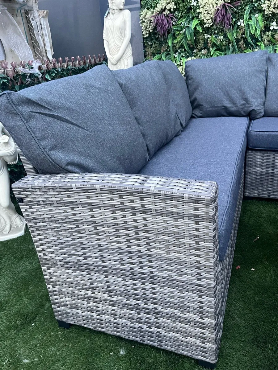 Crete Firepit 8-Seater Rattan Dining Set €1099 - Image 4
