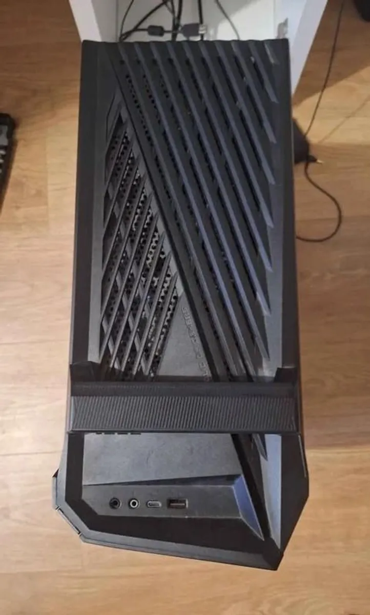 Gaming PC, Excellent Condition - Image 3