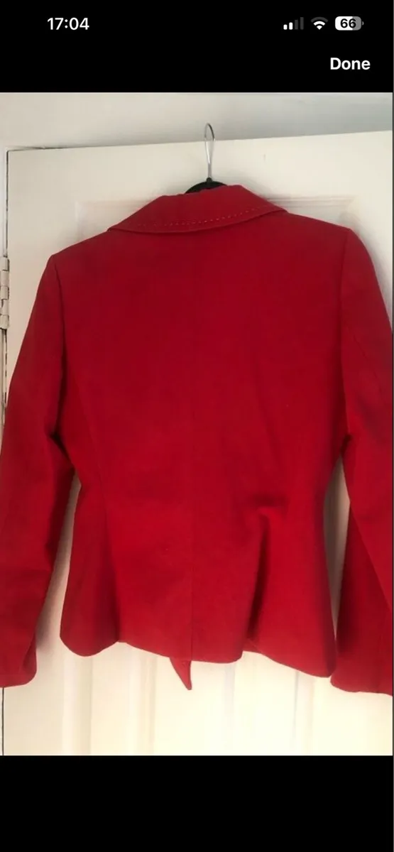 Ladies Quinn&Donnelly two piece suit size 8 €40 - Image 3