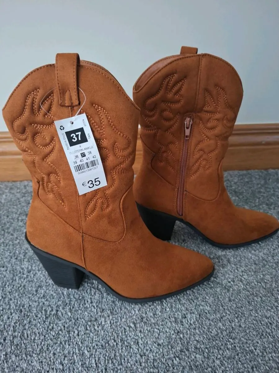 Western ankle boots - Image 1