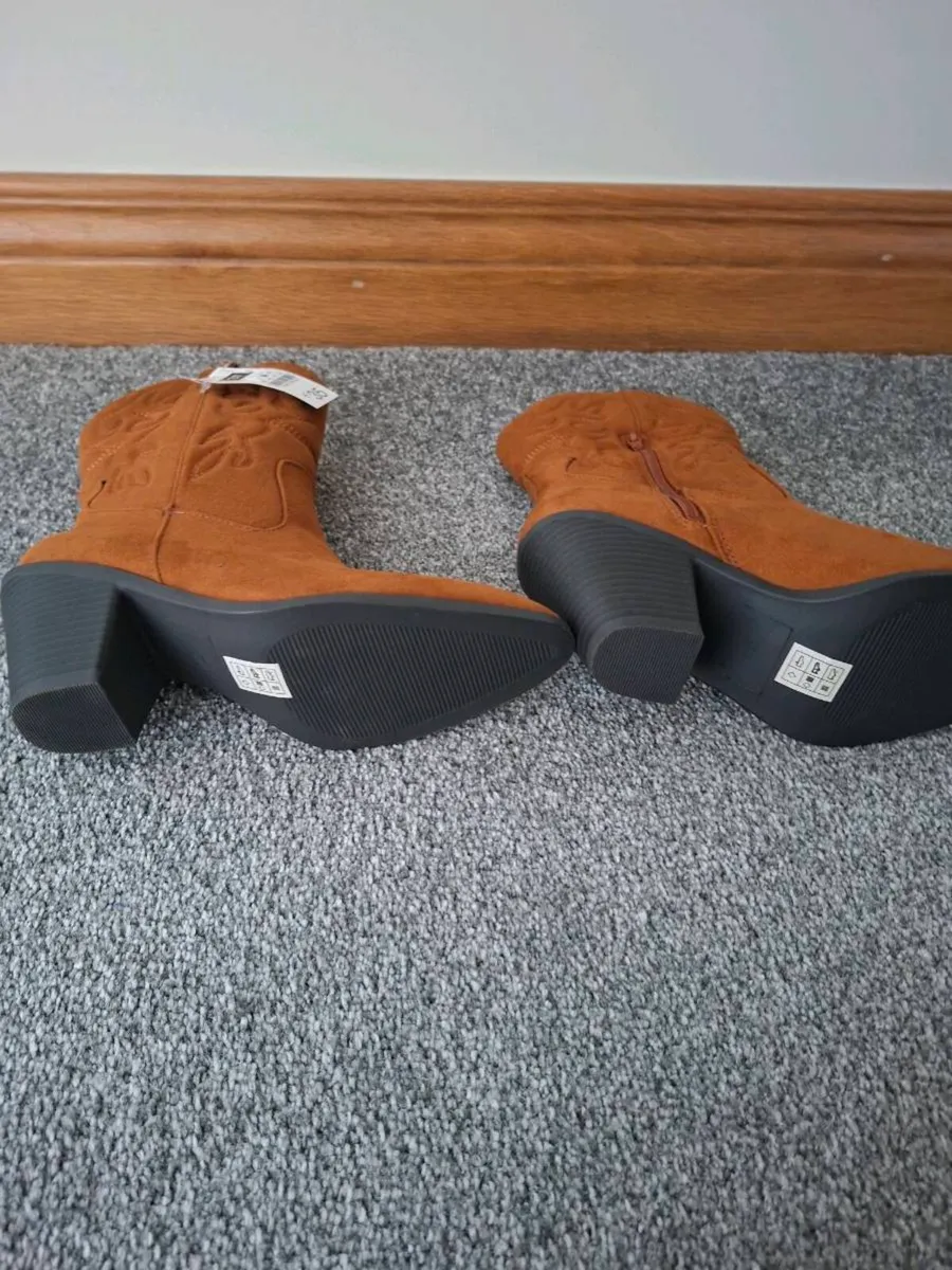 Western ankle boots - Image 2