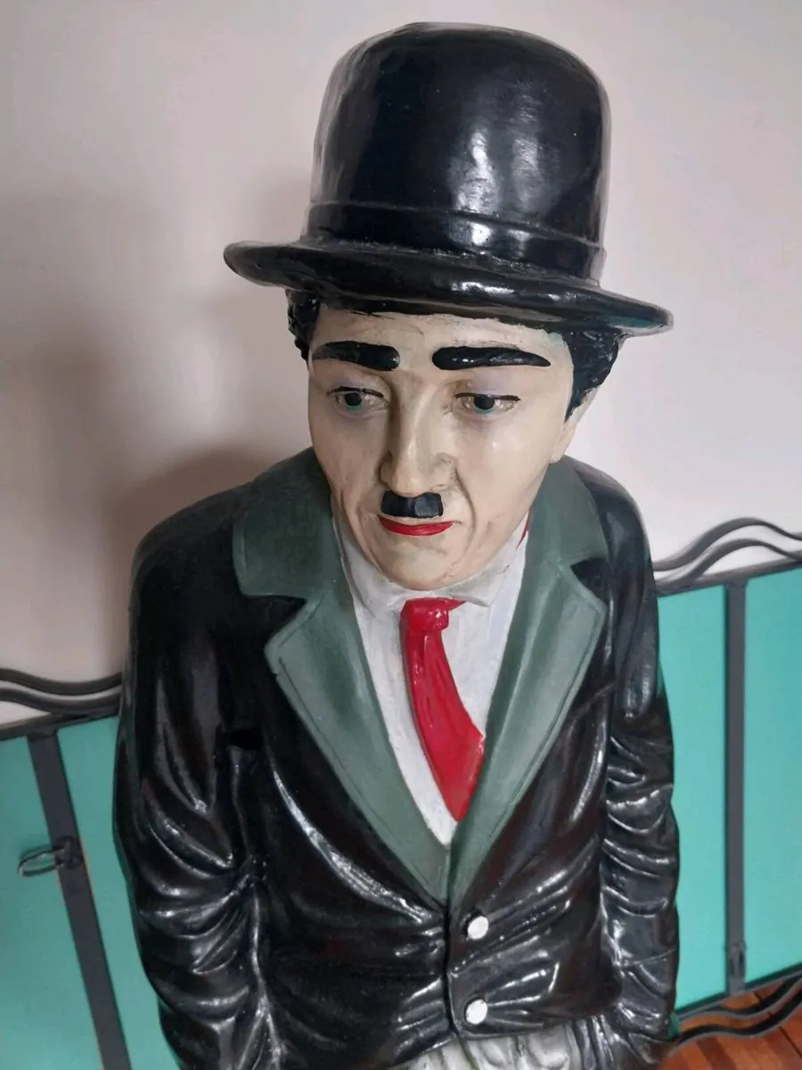 Large Charlie Chaplin Figure - Image 2