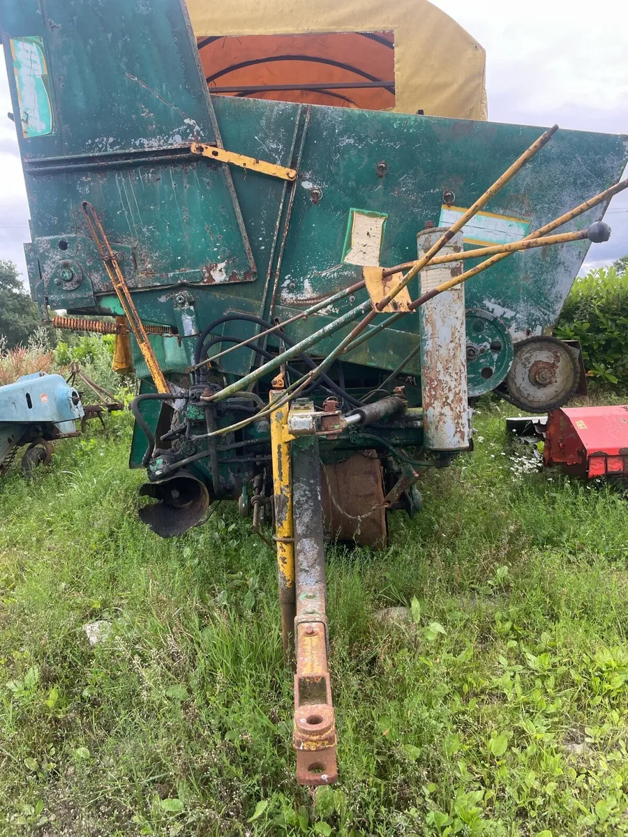 Spud harvester - Image 4