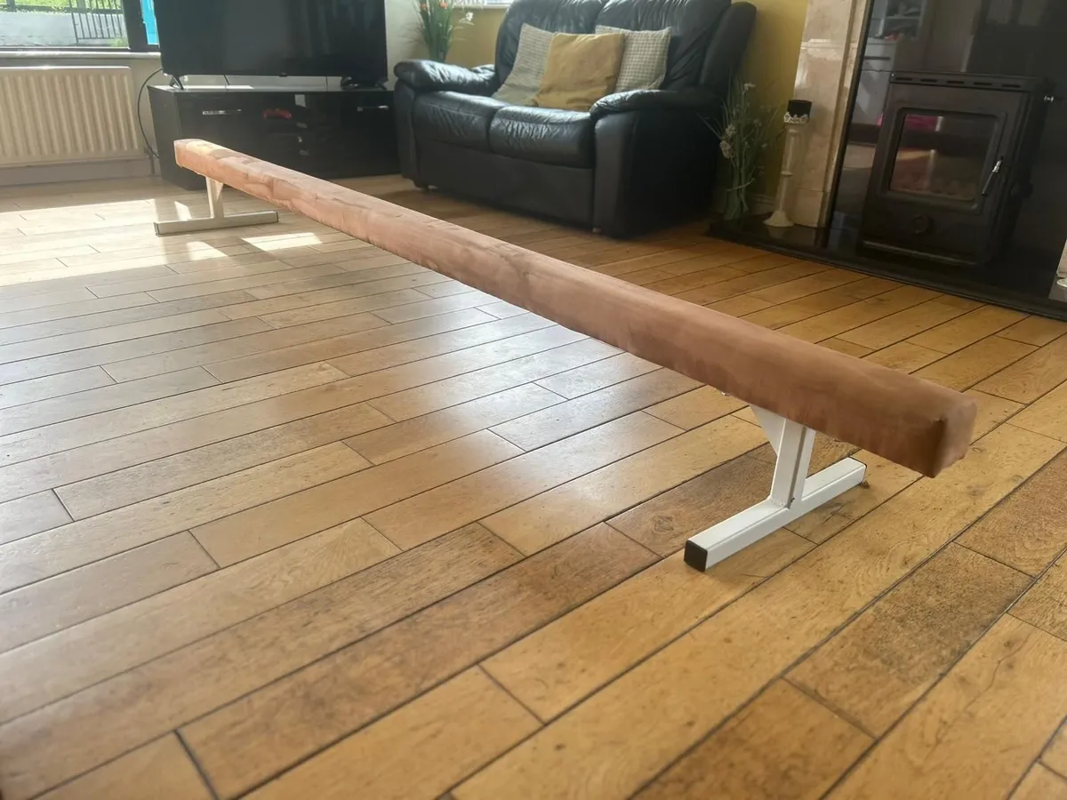 Gymnastics beam - Image 2