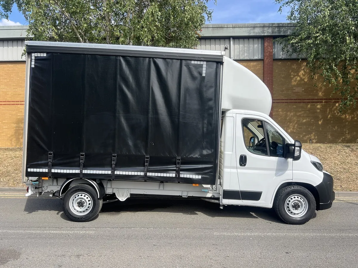 2025 Citroen Relay CurtainSider Van - Image 1