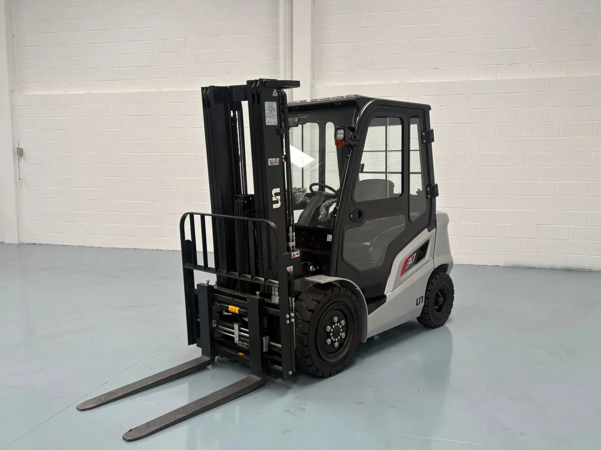 New UN 3.0Ton F-Series Forklift - Image 1