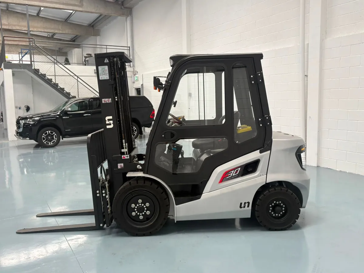 New UN 3.0Ton F-Series Forklift - Image 2