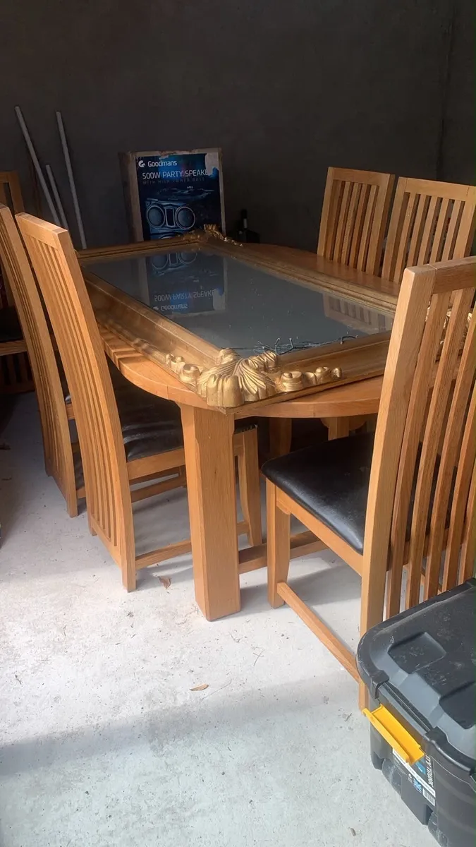 Dining Table and 6 chairs