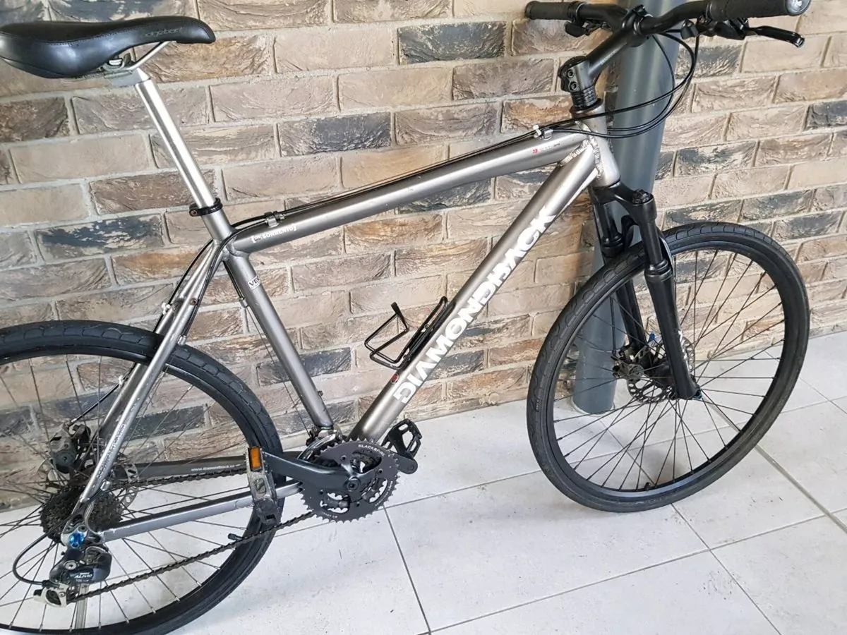 Diamondback hybrid bike - Image 4