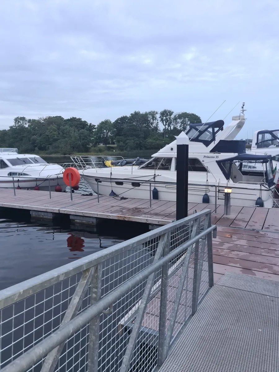 Princess 35 - Image 4