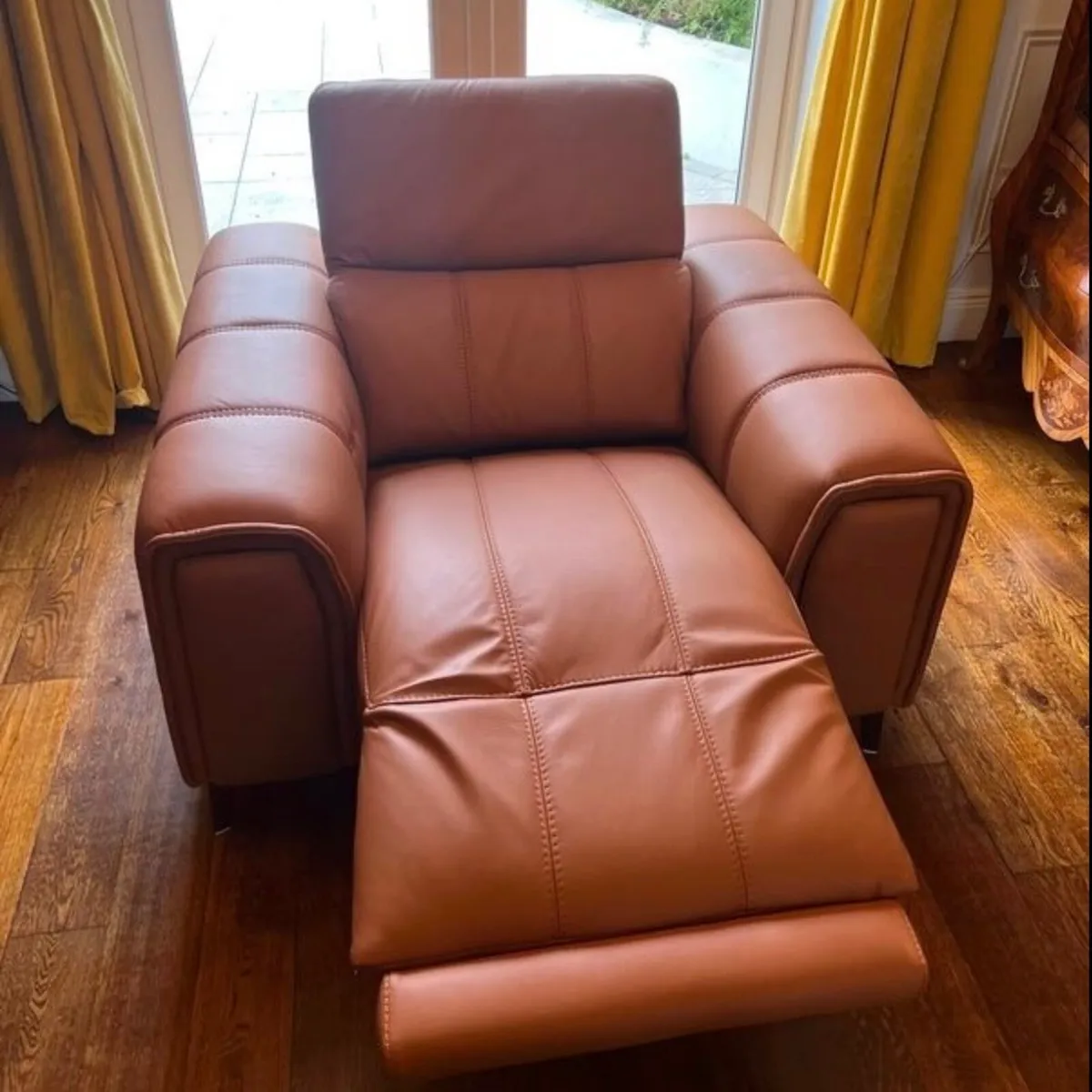 DFS ELECTRIC RECLINER 2 & 1 SEATER - Image 4