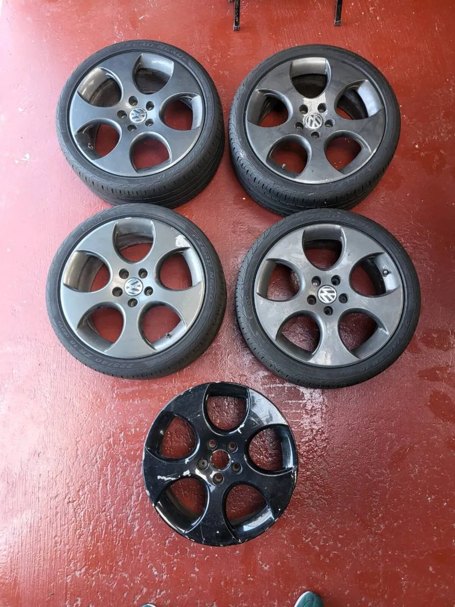 MK5 GOLF GTI Alloy Wheels 18s - Image 1