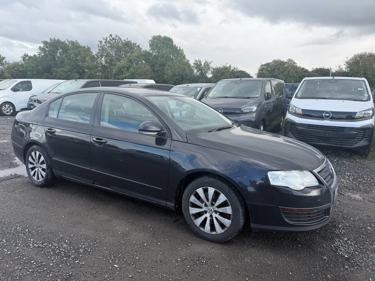 2009 VW Passat Diesel - Image 1