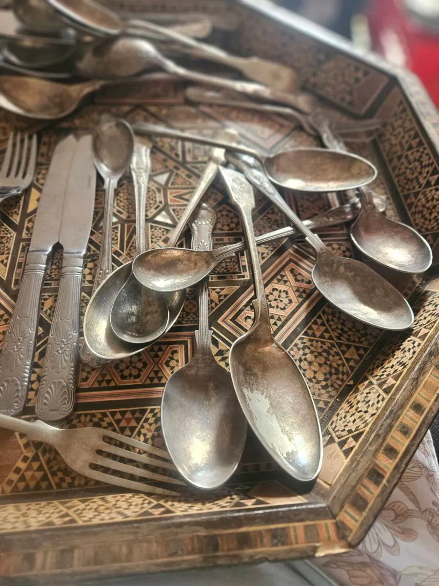 Large Bundle of Epns/Silver Plated Vintage Cutlery - Image 3