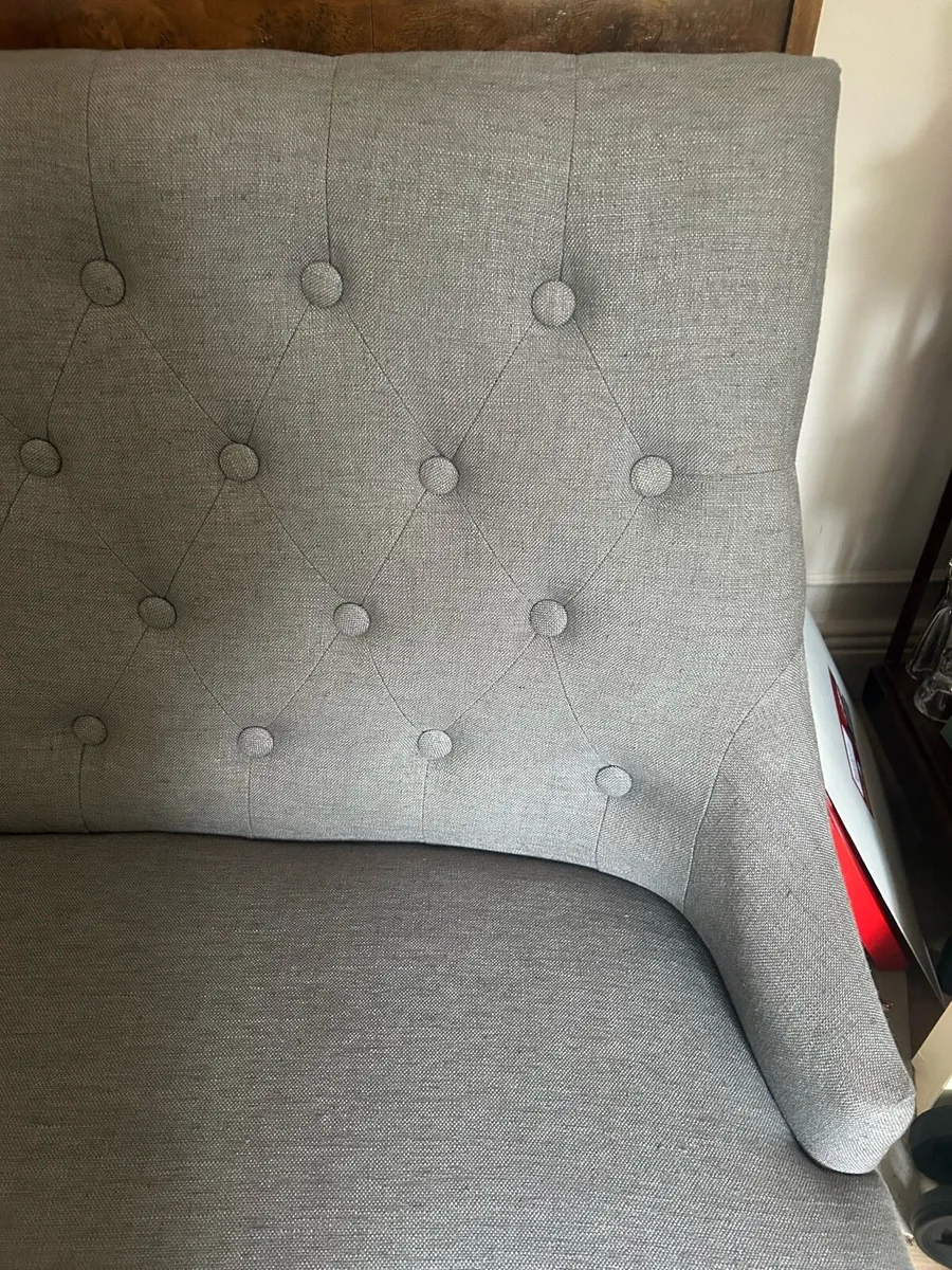 Bench - upholstered with studs - Image 4