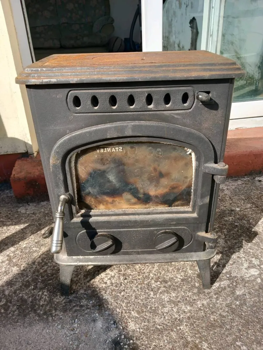 Stanley stove - Image 1