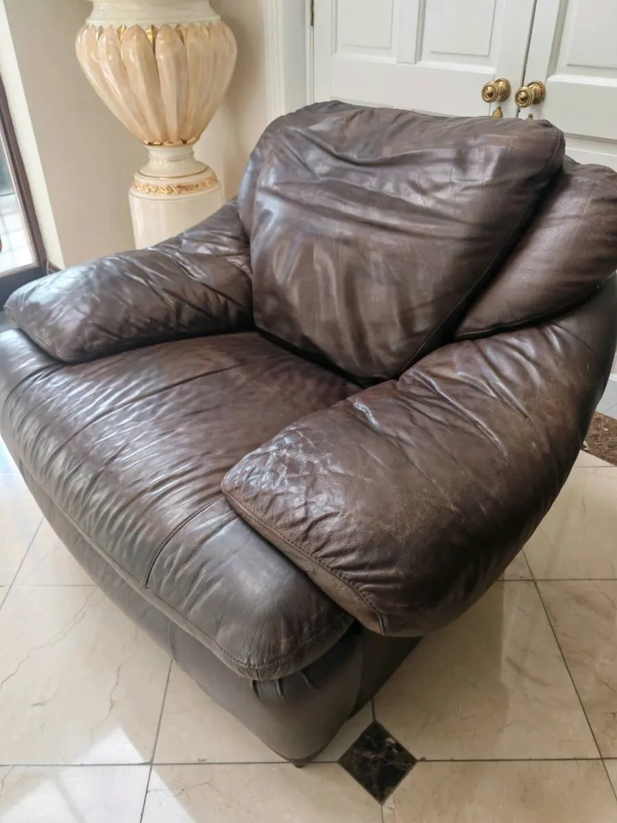 Leather arm chair and 2 seater sofa. - Image 2