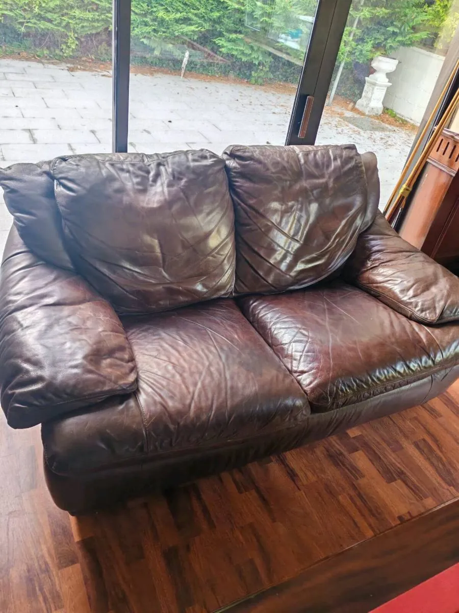 Leather arm chair and 2 seater sofa. - Image 4