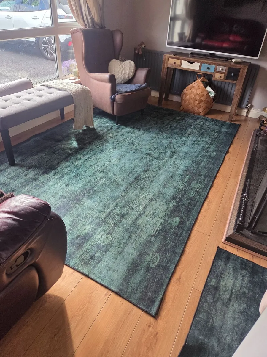 Rug - Image 1