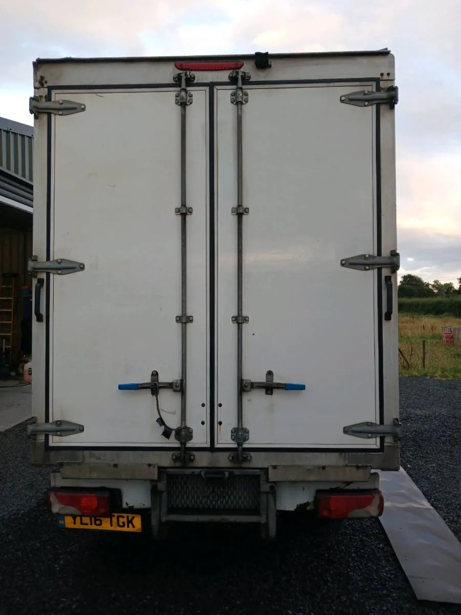 Mercedes sprinter Luton van - Image 4