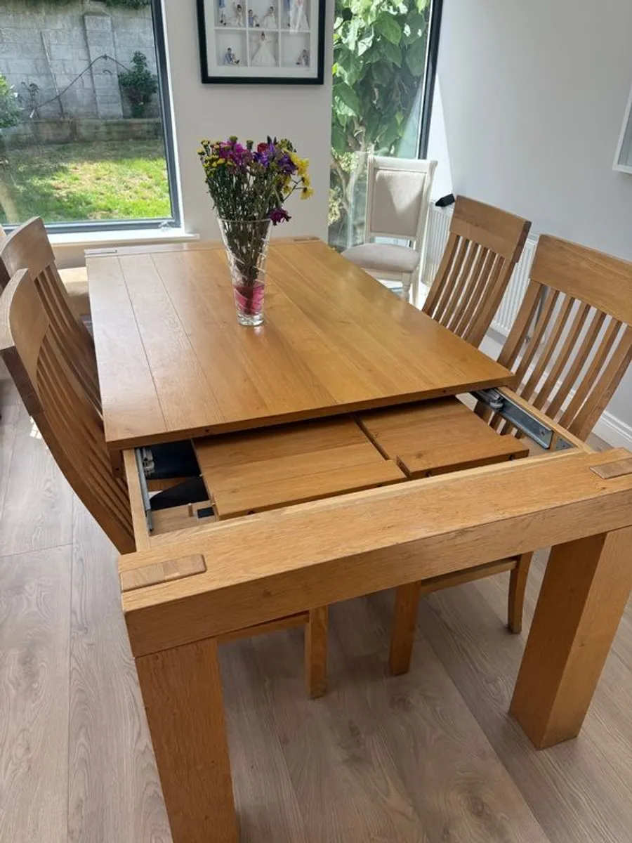 Extendable Table and Chairs - Image 4