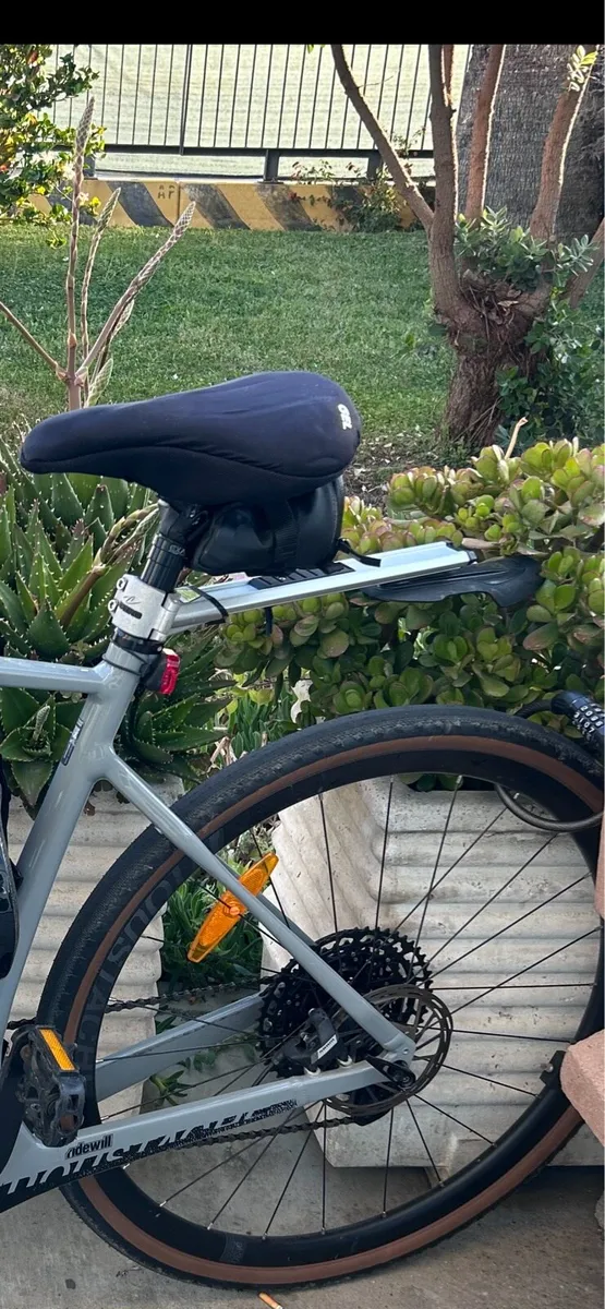 Front and rear pannier bags - Image 2