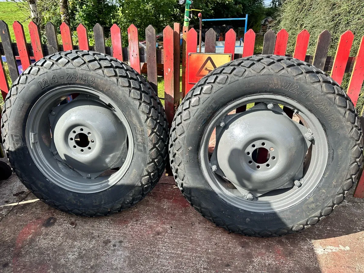 Turf Tyres - Image 2
