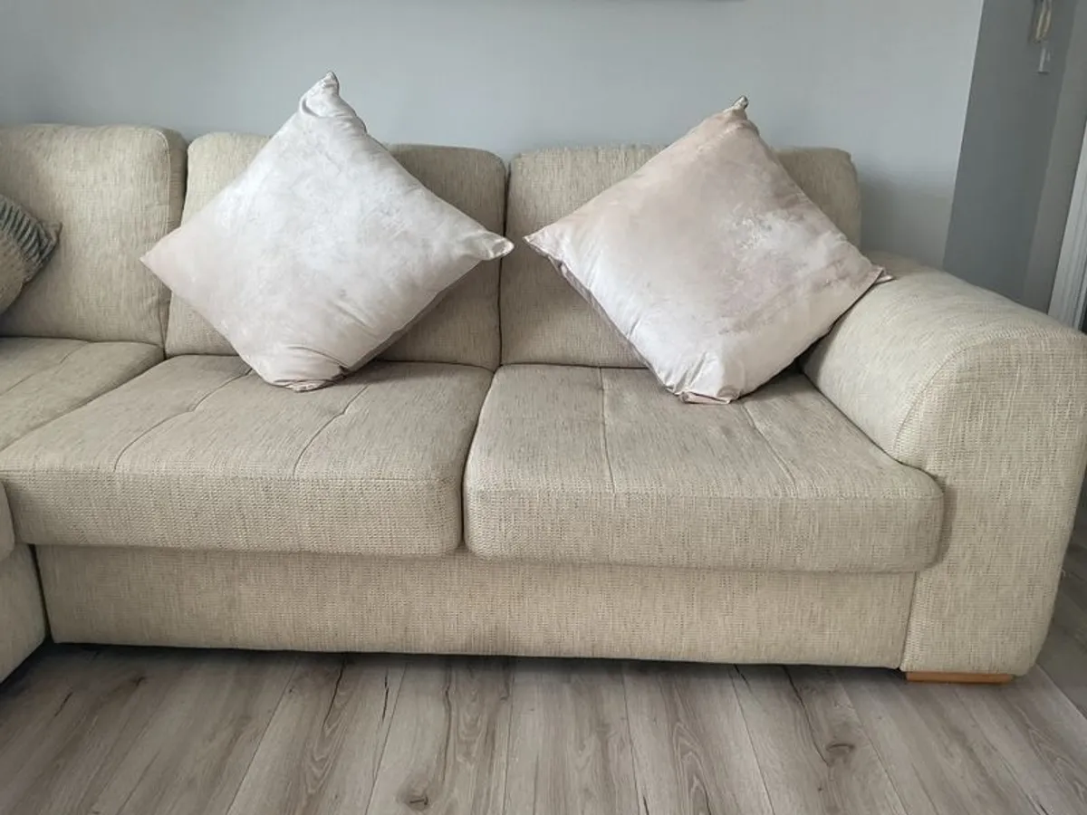 Sofa - Image 4
