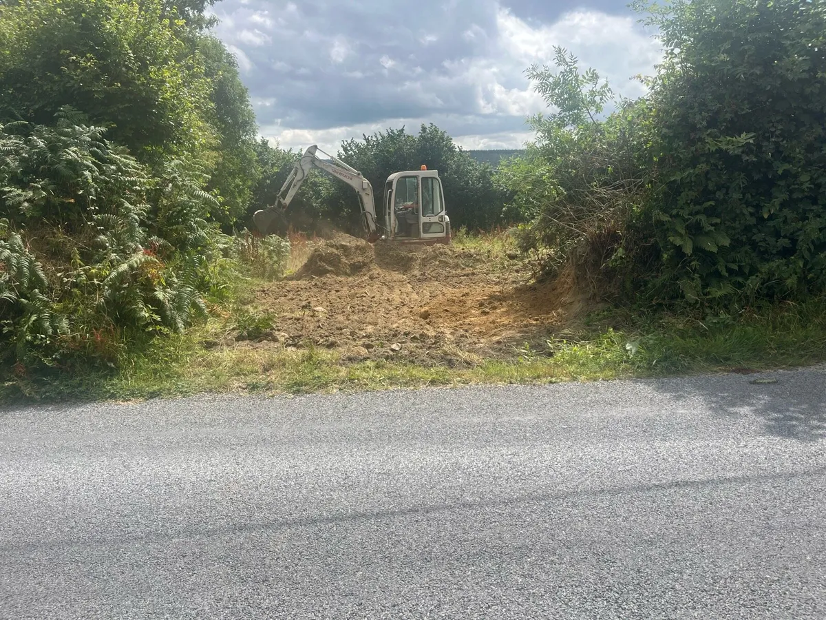 Digger hire - Image 4