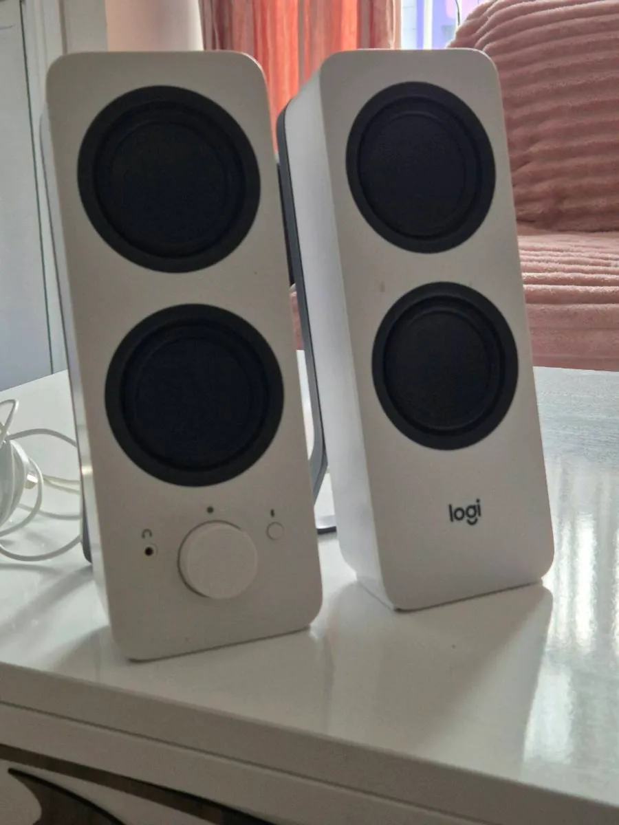 Logitech Z207 Bluetooth Computer Speakers White - Image 1