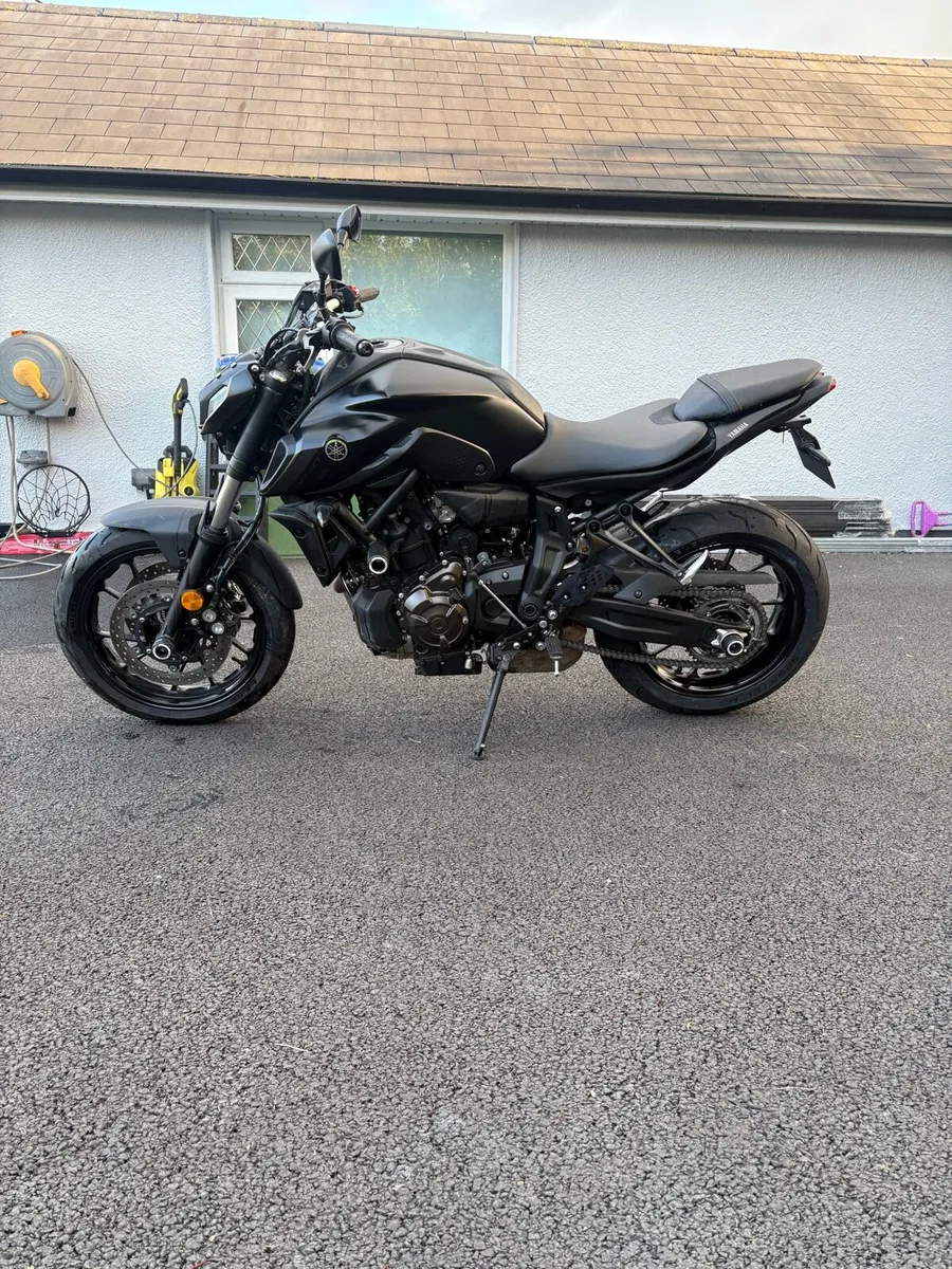 2021 yamaha mt 07 - Image 3