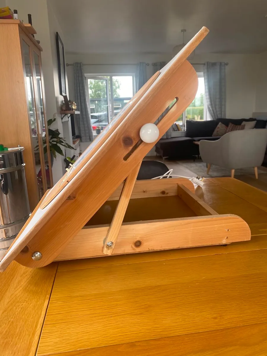 Portable Animation drawing desk with light - Image 1